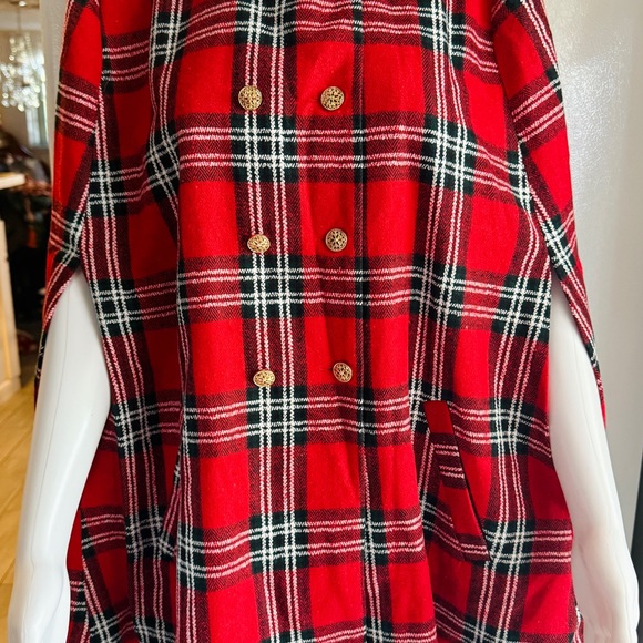 SHEIN Red and Black Plaid Poncho Cape in Size Medium - Picture 2 of 10